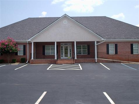 295-300 Country Club Drive